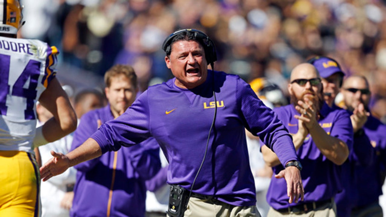 AP COLLEGE FOOTBALL PICKS: Skip Black Friday, watch football
